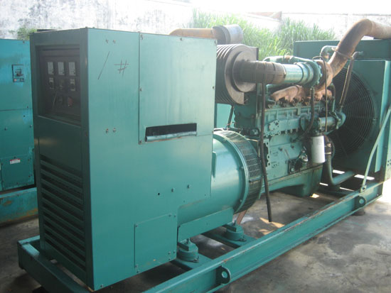 华容出租发电机-发电机组购买指南都有哪些