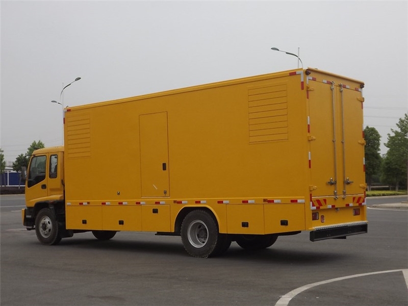 华容出租发电机-柴油发电机组电压低报警怎么办？