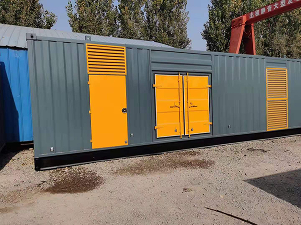 华容签订发电机出租合同时需要注意的一些重要事项：