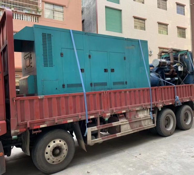 华容如何在不同负载率下确保 400KW 柴油发电机组的正常运行？