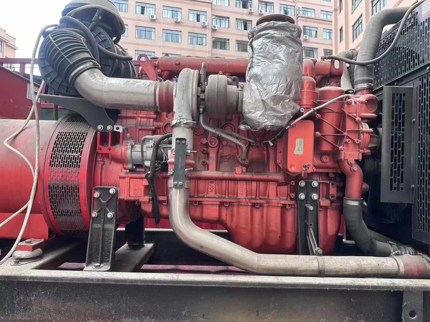 华容如何选择适合 600kW 柴油发电机组的过载保护器？