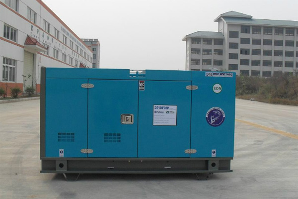 华容发电机租赁如何正确安装空气滤清器？