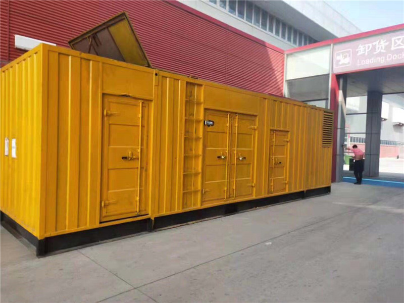 华容国内外发电机组租赁合同在明确设备维护责任方面有哪些不同做法？